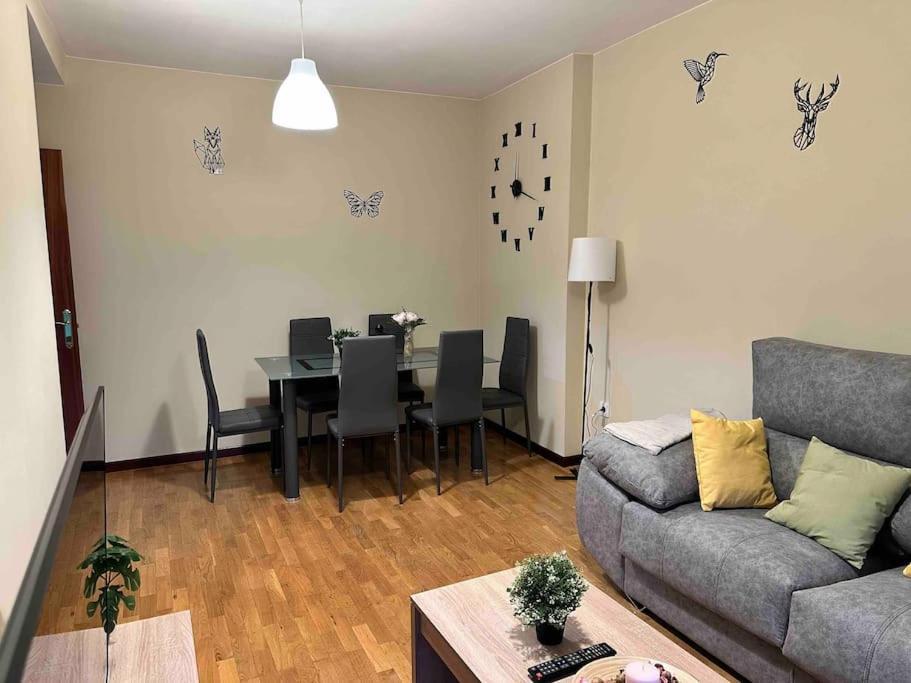Apartamento Con Vistas A La Montana Infiesto Ngoại thất bức ảnh