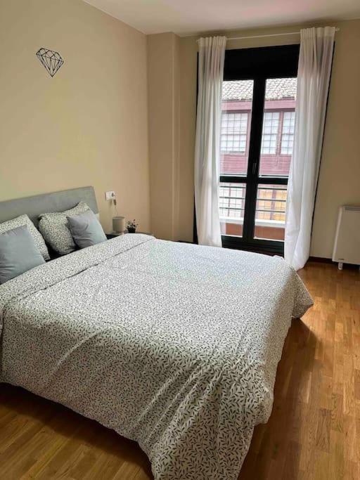 Apartamento Con Vistas A La Montana Infiesto Ngoại thất bức ảnh